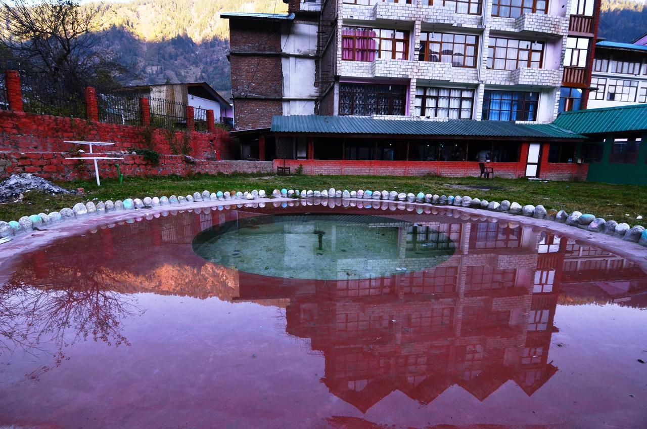 Hotel Seagull Manāli Buitenkant foto