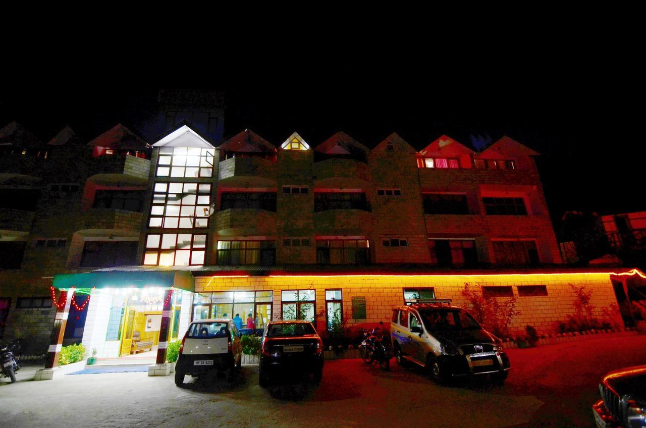 Hotel Seagull Manāli Buitenkant foto